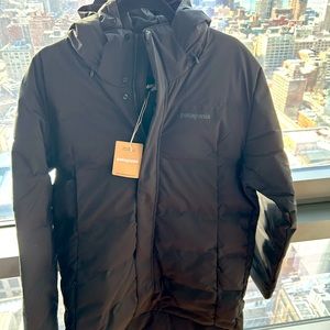 Men’s Patagonia Jackson Glacier Parka Black Medium